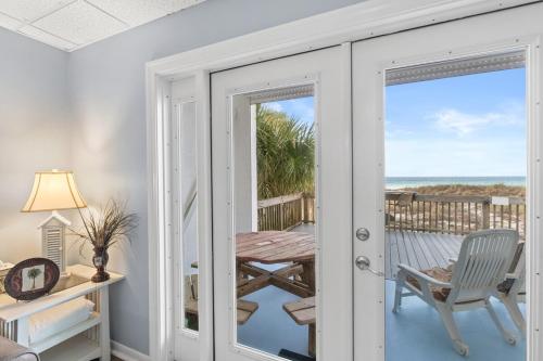 Gulf-Front Surf Club Condo 2BR, Spacious Balcony, Peaceful East End Beach Access photo 37