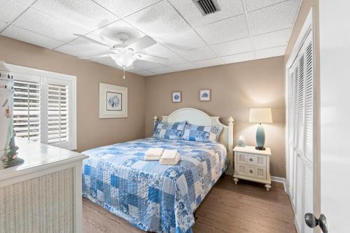 Gulf-Front Surf Club Condo 2BR, Spacious Balcony, Peaceful East End Beach Access photo 27