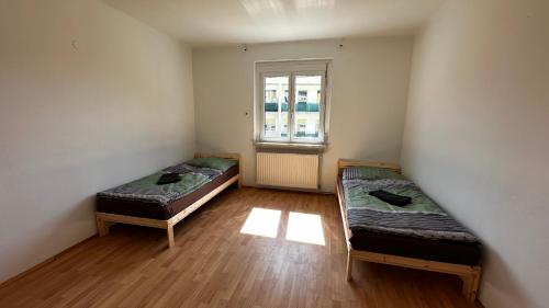 Monteurwohnung - Zentrale Komfortwohnung