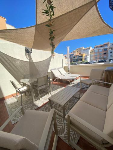 Studio entièrement rénové avec grande terrasse pour 4 personnes - Cap d'agde