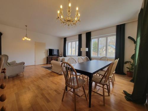 Ausseer Villa Felsenheim - 100 qm - Altbau mit Garten