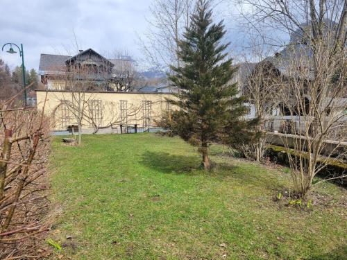 Ausseer Villa Felsenheim - 100 qm - Altbau mit Garten