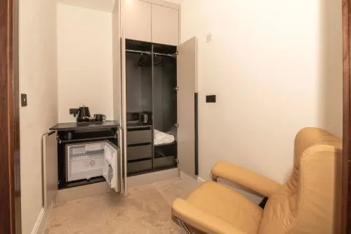 Moseley Luxury Stay photo 24