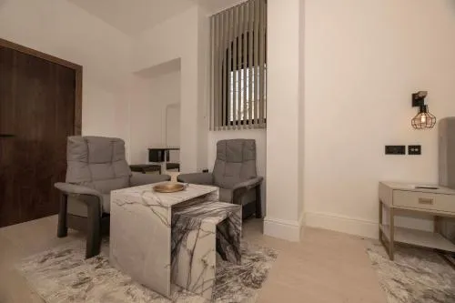 Moseley Luxury Stay photo 34