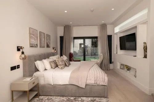 Moseley Luxury Stay photo 36