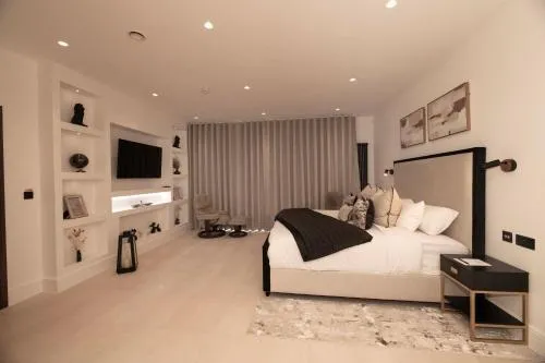 Moseley Luxury Stay photo 43