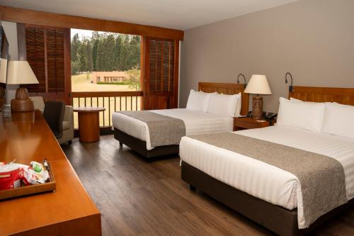 Estelar Paipa Hotel Spa & Y Centro De Convenciones — Photo of the whole room