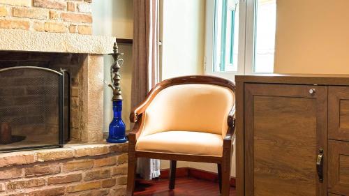Casa Di Peve Corfu Old Town Historic Venetian Apt