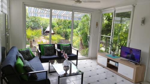 Apartments with parking space Gajac - Pag - 25352