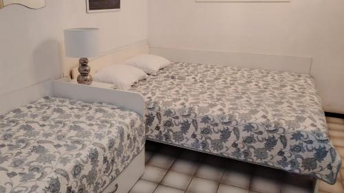 Apartments with parking space Gajac - Pag - 25352