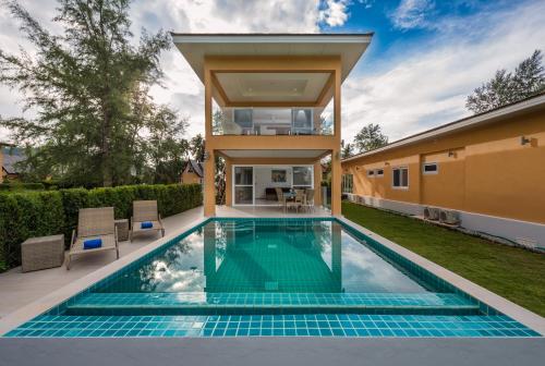 Πισίνα στο ή κοντά στο Sunset Emily Villas & Rooms