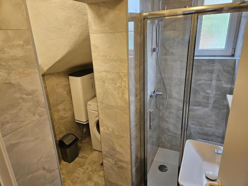Apartments Amalia - Two Bedroom Apartment with Terrace