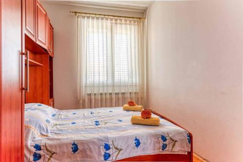 Apartment Vesna 1 with terrace