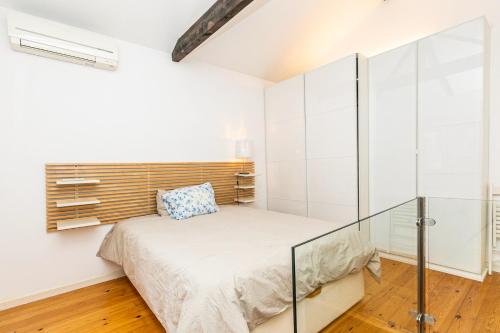 LIsbon SaoBento One Bedroom duplex