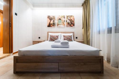 Rustic Cat - Sleeps 8 - Free Parking