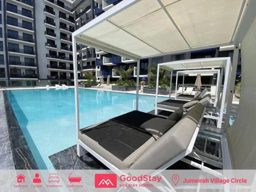 Luxury 3BDR in JVC with Free Pool and Gym