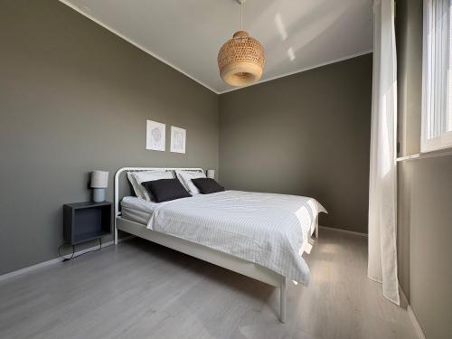 Fresh and newly built apartment with pool