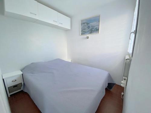 Studio cosy avec très belle vue sur la mer et parking privé 4GP162