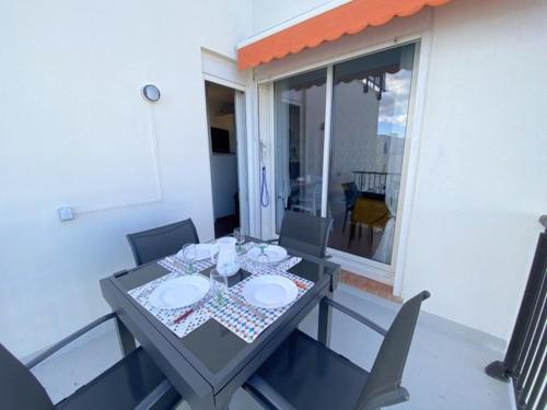 Studio cosy avec très belle vue sur la mer et parking privé 4GP162