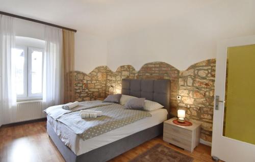 Cozy apartment with garden