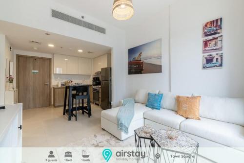 Airstay - Modern 1BR - Town Square Living - Monthly Offer Available!