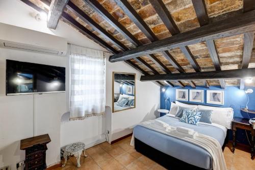 Trevi Legend Penthouse