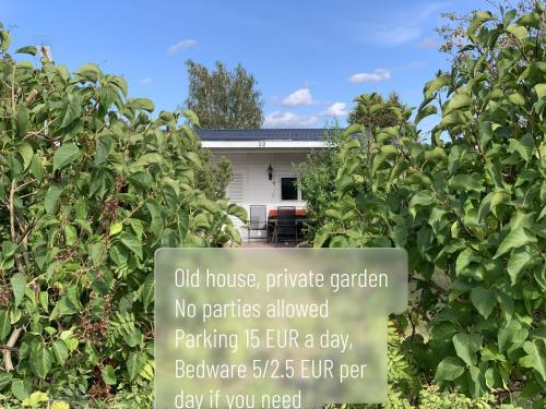 Taman di luar Old Private house Garden Sea Nature