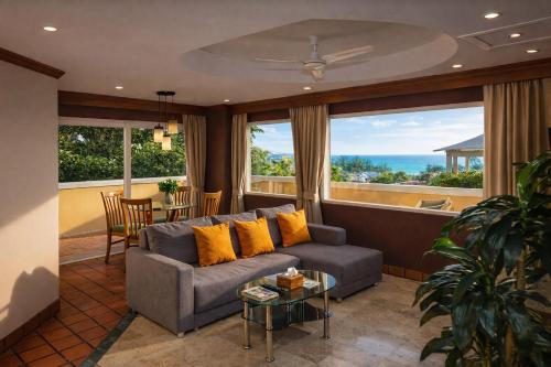 Pacific Club Resort — Garden view