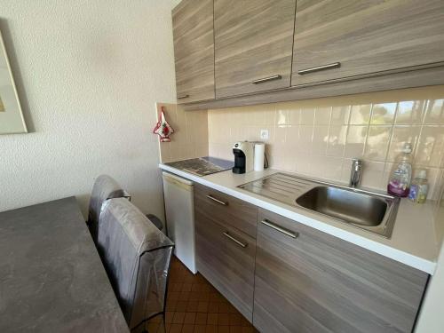 Studio cabine, parking privé - 4 pers. - FR-1-328-288