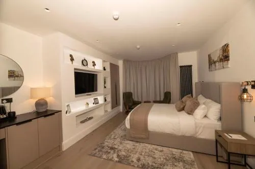 Moseley Luxury Stay photo 11