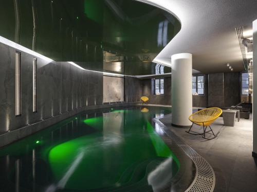 Novotel Saint Brieuc Centre Gare — Pool view