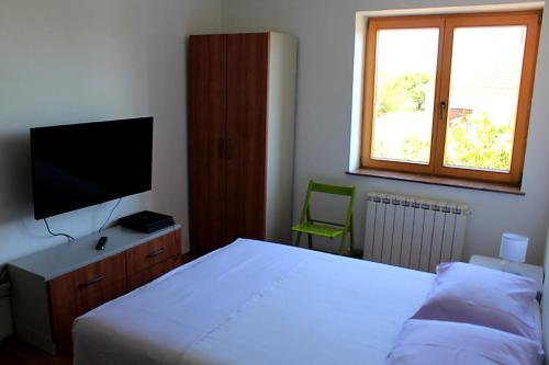 Cozy, spacious home away from home! Sea view
