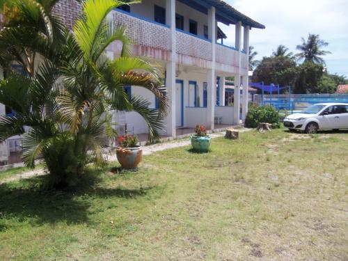 Taman di luar Pousada Aldeia do Sossego