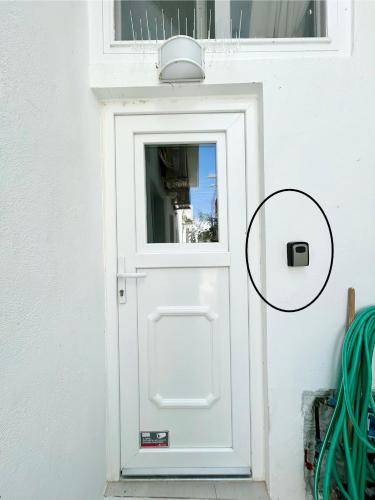 Elenitas Studio, steps to the Windmills, Fabrika & Little Venice