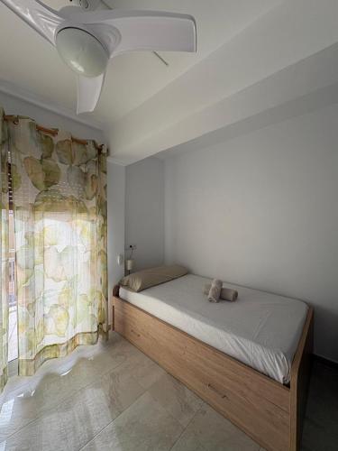 APARTAMENTOS EL SOL a 20 metros del mar.