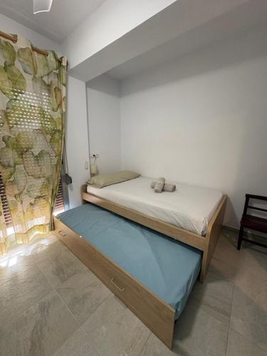 APARTAMENTOS EL SOL a 20 metros del mar.