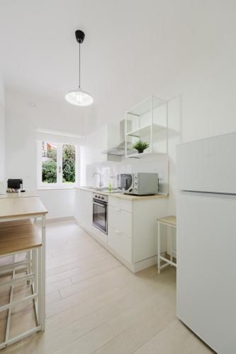 Savorelli 2 Bedroom - Private Parking - a 10 minuti dalle metro A