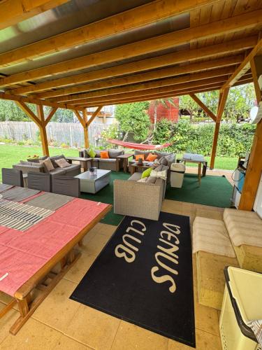Lake Balaton Family with 3 bedrooms and private beach , private parking