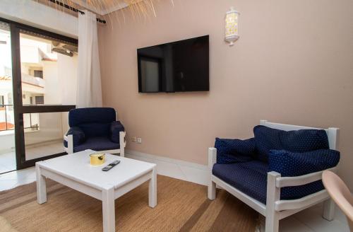 One-bedroom apartment in Old Town with pool