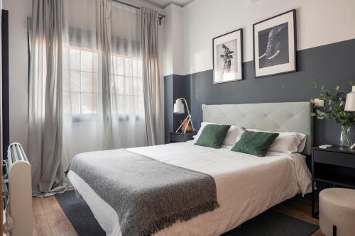 Elegant loft close to the airport by beBalmy