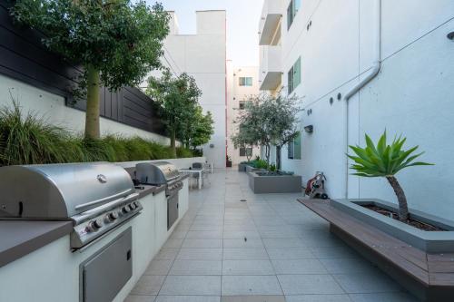 Hollywood Lovely Apartment photo 14