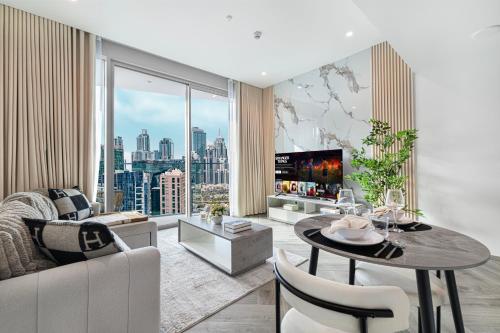 1BR Burj Khalifa View Padel, Tennis, Parking