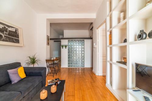 Charming apartment in downtown Seville