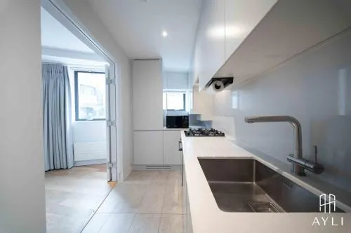 AYLI - Kensington photo 93
