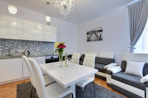Platinum Chmielewskiego Suite