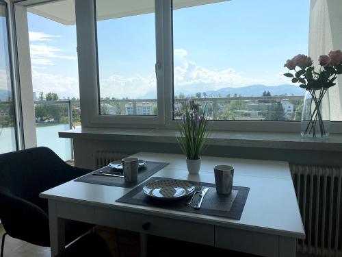 E2 neu renovierte Wohnung mit Aussicht