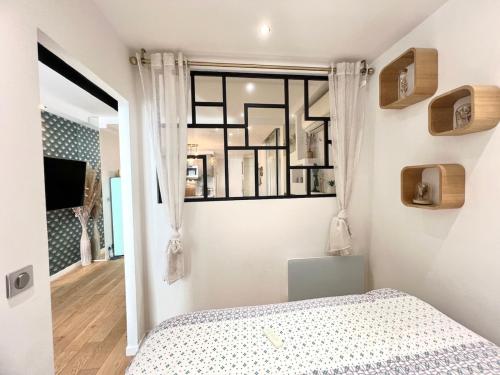 Superbe appartement face Martinez, près de la mer