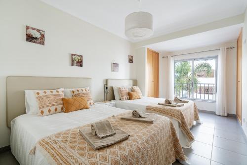 Beach Apartment by Férias com Sol