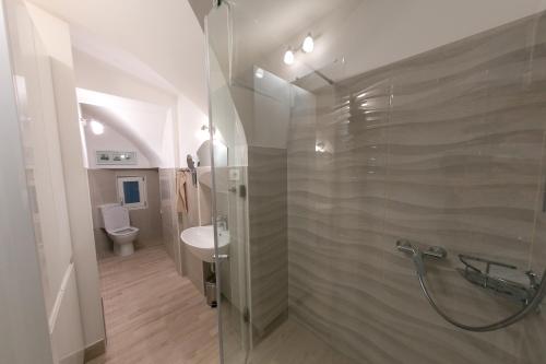 Kúpeľňa v ubytovaní 3 Bridges App