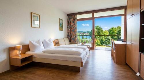 LA2 Seeblick Appartement Haus Landskron mit direktem Seezugang am Ossiachersee